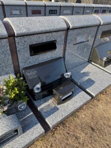 早野聖地公園　壁面型墓所を建立させて頂きました